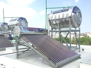 Máy nước nóng năng lượng mặt trời ống dầu
